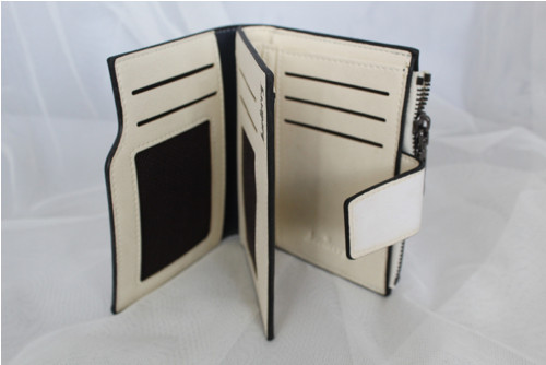 Peněženka květiny