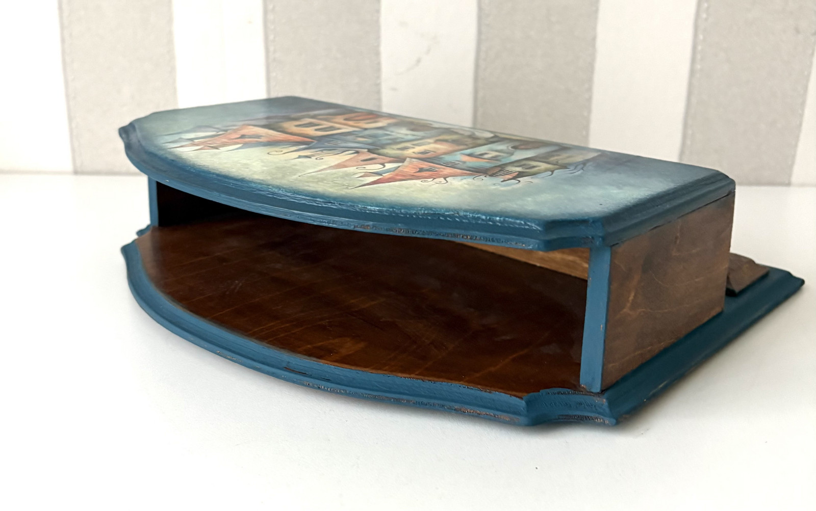 Skříňka na klíče či šperky multifunkční