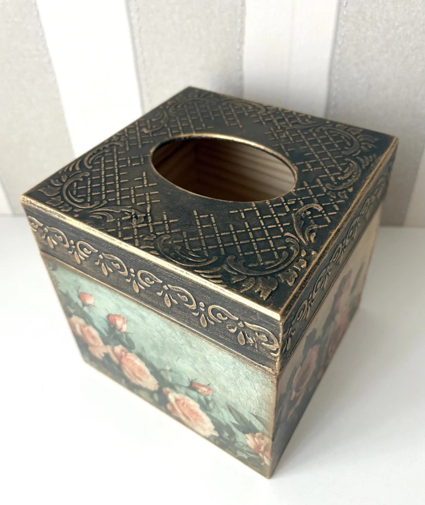 Krabička na kapesníky